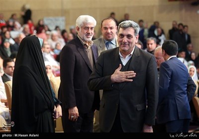 پیروز حناچی شهردار تهران در مراسم ازدواج 110 زوج معلول