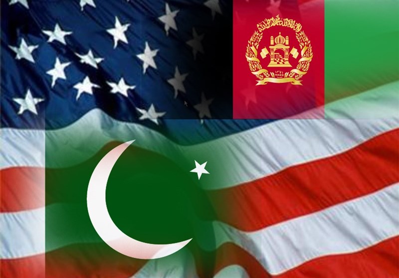 گفت‌وگوی «خلیلزاد» با مقامات پاکستانی درباره خروج نظامیان آمریکایی از افغانستان