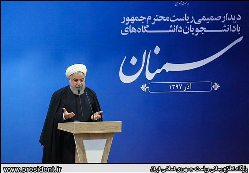 روحانی: امریکا طلبت 11 مرة بالتفاوض مع ایران