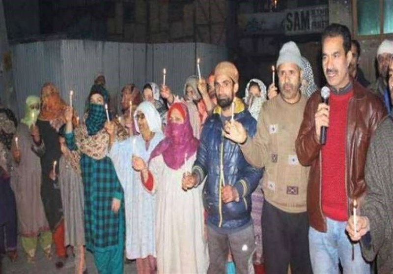 جموں و کشمیر میں حریت رہنماؤں کا شمعیں روشن کرکے احتجاج