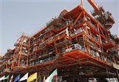 Gigantic Offshore Platform Held in Place in Iran’s South Pars