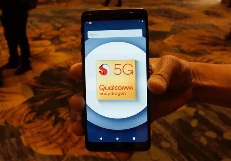 Two Prototype Designs for Future 5G Phones Revealed by Samsung, Qualcomm
