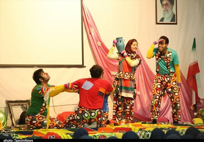 مدیرکل ارشاد کردستان: تئاتر کُردی نیازمند آموزش‌های عملی بیشتر است