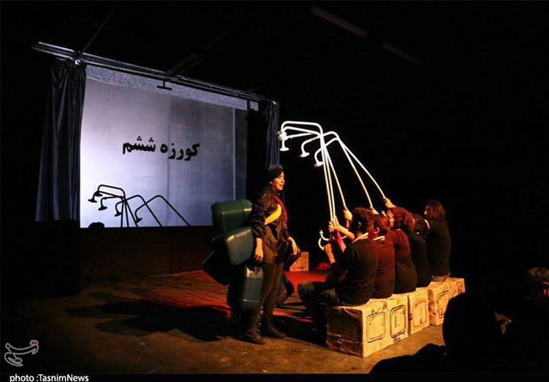 پنج نمایش متفاوت در بخش صحنه‌ای و خیابانی در کاشان اجرا شد+تصاویر