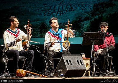 رحمانپور کنسرتش را به اسطوره آواز بختیاری تقدیم کرد+عکس‌