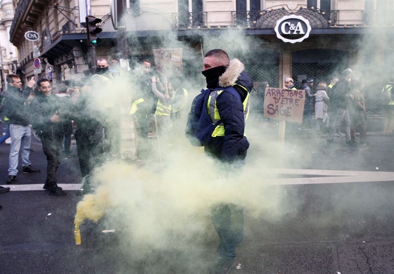 وزارت کشور فرانسه از بازداشت 700 معترض خبر داد