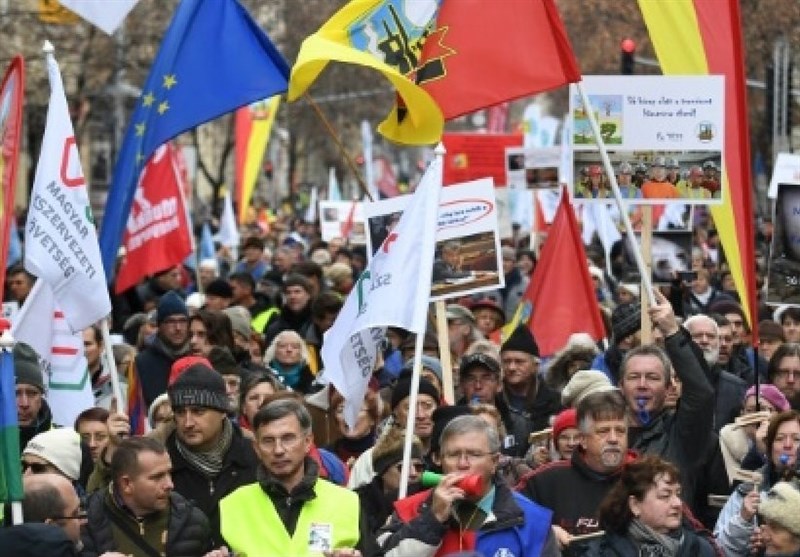 اعتراض جلیقه زردها به مجارستان هم سرایت کرد
