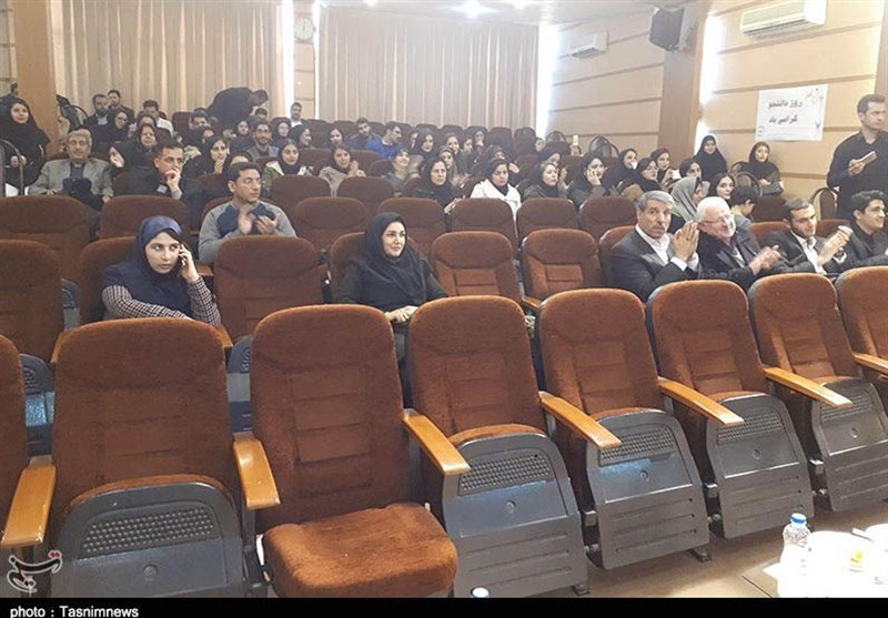 کردستان| تجلیل از دانشجویانی که ‌تریبونی برای سخنرانی نداشتند