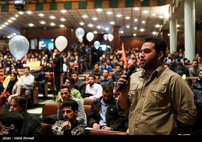 مراسم روز دانشجو در دانشکده ادبیات دانشگاه تهران