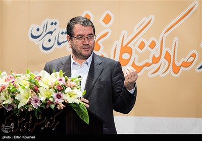 سخنرانی رضا رحمانی وزیر صنعت در مراسم تجلیل از صادرکنندگان نمونه استان تهران
