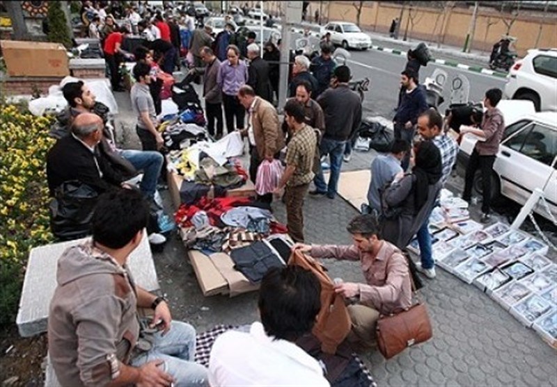 تهران| «پیاده‌رو فروشی» معضل جدید بهارستانی‌ها