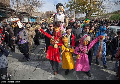 شادپیمایی عروسکها در کنگاور - کرمانشاه