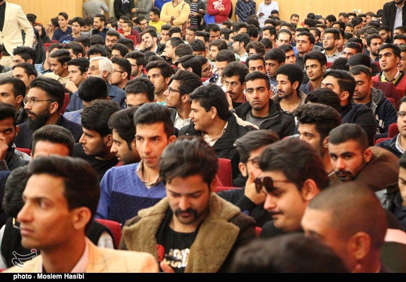 235 دانشجوی خارجی در دانشگاه علوم پزشکی کرمانشاه تحصیل می‌کنند