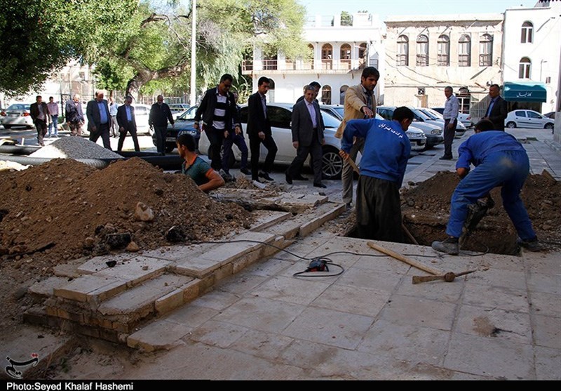 عملیات طرح فاضلاب در بافت تاریخی بوشهر آغاز شد