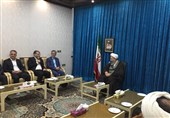 وزیر ارشاد در کاشان: «گذرهای فرهنگ» برای تقویت اقتصاد فرهنگ در کشور اجرایی میشود