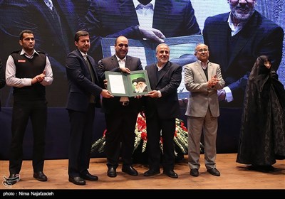 اعطای حکم محمدرضا کلایی شهردار جدید مشهد
