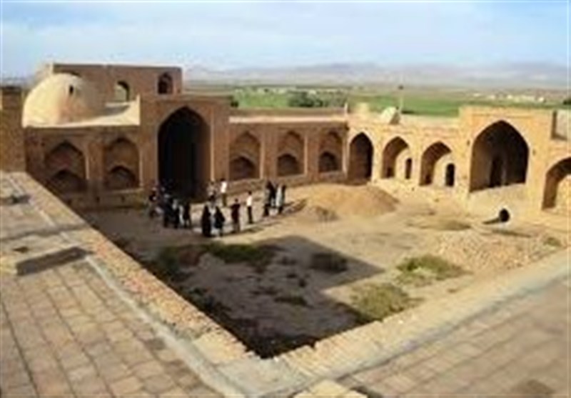 کاروانسراهای صفویه استان سمنان به دولت واگذار می‌شود