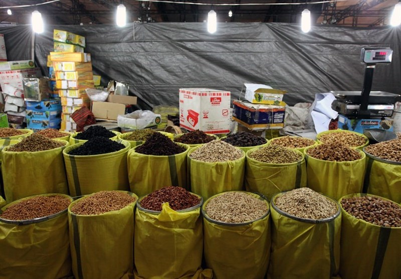 افزایش نظارت بر بازار شب یلدا؛ استقبال مردم از بازار خشکبار در استان مرکزی 60 درصد کاهش یافت