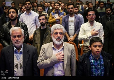 پدر شهید احمدی روشن در مراسم سالگرد شهادت پسرش