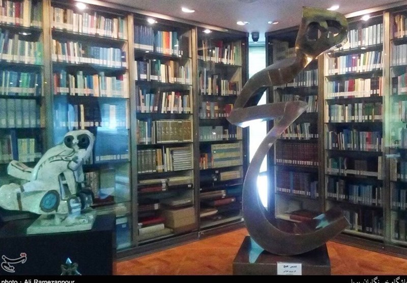 کتابخانه‌های عمومی استان اردبیل به 900 هزار نسخه کتاب تجهیز شد