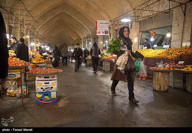 یلدا با چاشنی گرانی در کرمانشاه؛ زور نظارت به بازار عریض و طویل شب یلدا نمی‌رسد