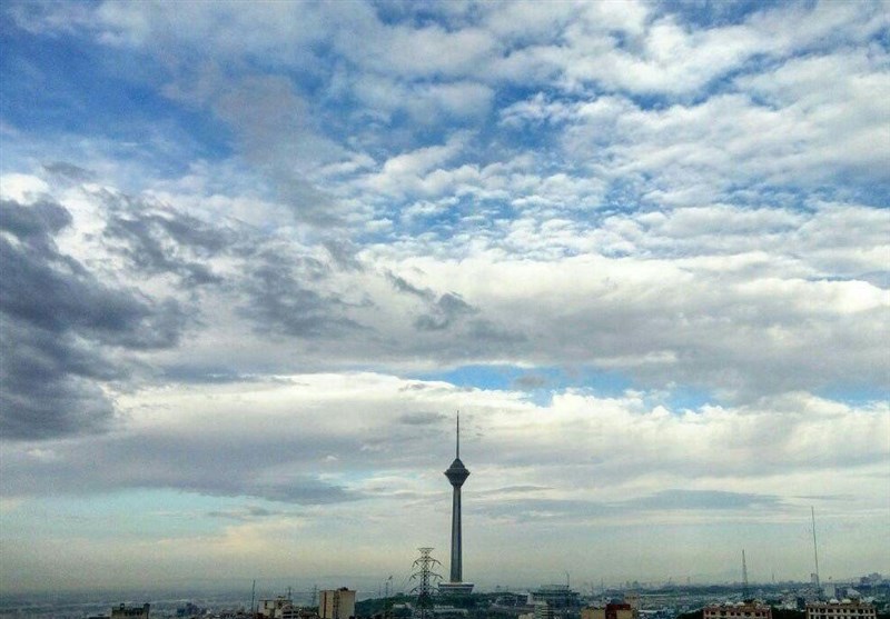 میزان آلودگی هوای تهران امروز 97/10/1 |هوا در شرایط سالم قرار دارد+جدول