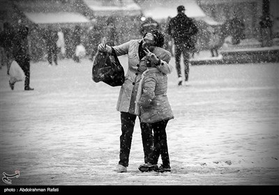 ایران کے شہر ہمدان میں شدید برفباری