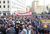 مطالبات معیشتی و اقتصادی در تظاهرات بیروت/ تعلل در تشکیل دولت کارد را به استخوان رساند+ تصاویر