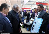 افتتاح نمایشگاه فناوری و پژوهشی دانشگاه آزاد