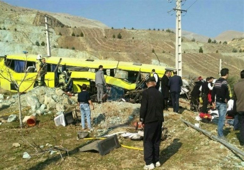 واژگونی اتوبوس در یکی از واحدهای دانشگاه آزاد با 7 جانباخته