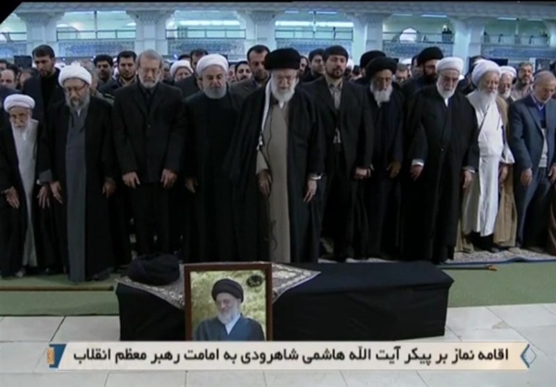 Ayatollah Khamenei Leads Ritual Prayers at Expediency Council Chairman ...