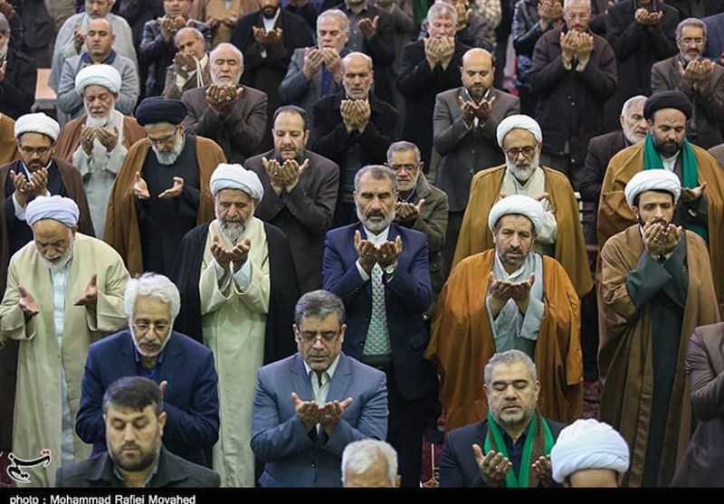 انتقاد امام جمعه کرمانشاه از احتکار کالاها توسط برخی‌ها در داخل کشور همگام با دشمن