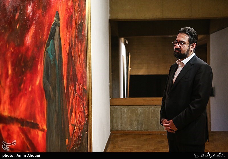 بازدید محمدمجتبی حسینی معاون امور هنری وزیر ارشاد از نمایشگاه &#171;الحق مع علی&#187;