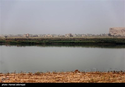 شهرمرزی و فوق استراتژیک ابوکمال(البوکمال) در امتداد رود فرات در استان دیرالزور سوریه و هم مرز با کشور عراق 