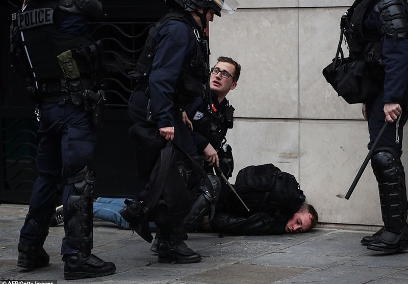 بازداشت 102 جلیقه‌زرد در خیابان‌های فرانسه؛ 84 هزار نفر تظاهرات کردند
