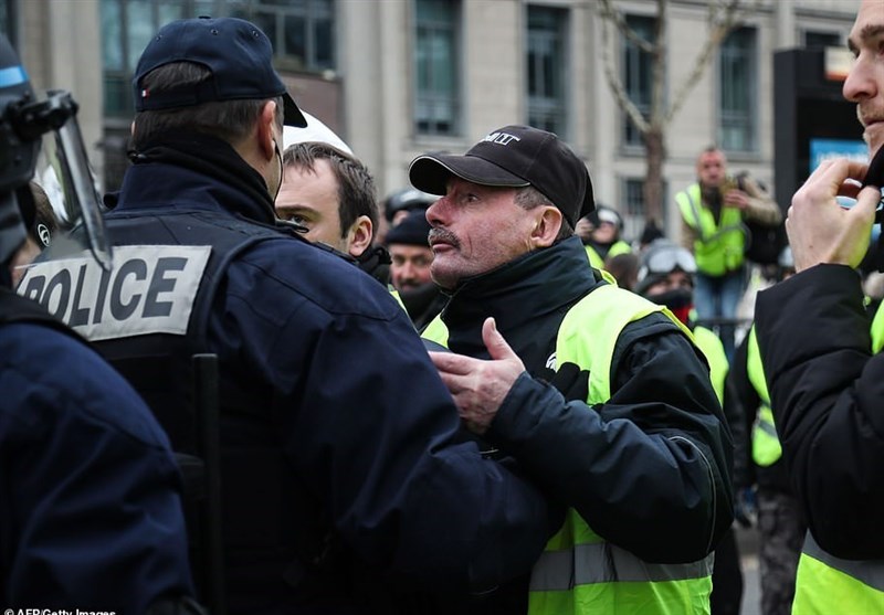 آمادگی پلیس پاریس برای نهمین هفته اعتراضات جلیقه زردها