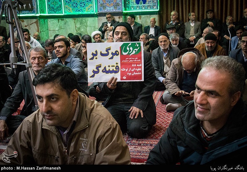 مردم انقلابی ایران در تمامی صحنه‌های جامعه حضور فعال دارند