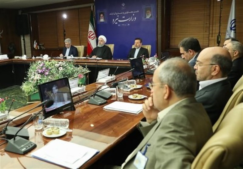 بازدید رئیس جمهور از مرکز ملی راهبری شبکه برق کشور/روحانی: در اداره آب باید مبنا را خشکسالی گذاشت