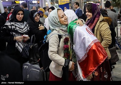 بازگشت تیم چرتکه کودکان هوشمند ایران به کشور پس از قهرمانی در هجدهمین دوره مسابقات جهانی «محاسبات ذهنی با چرتکه» در شهر کوالالامپور مالزی