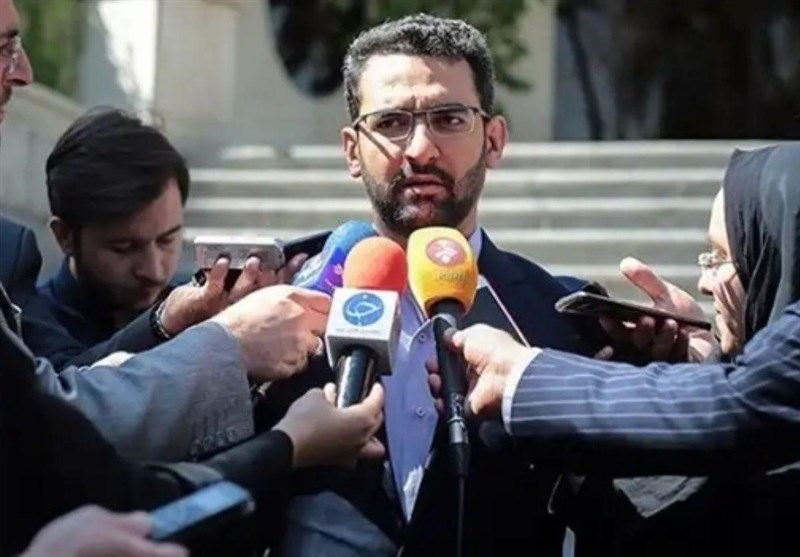 آذری جهرمی: سایت ثبت‌نام اینترنت رایگان برای خبرنگاران تا دو روز آینده فعال می‌شود