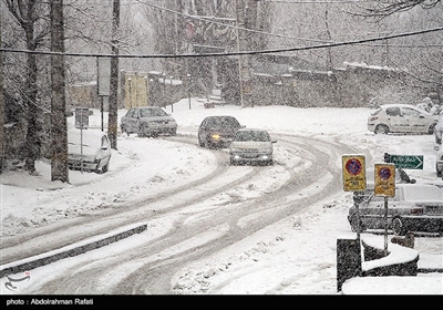 بارش برف در همدان