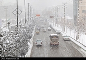 برف در جاده‌های آذربایجان غربی/ باران در کردستان، اصفهان و کهگیلویه و بویراحمد