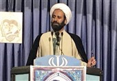 امام جمعه موقت خرم‌آباد: دشمن با کشف حجاب فروپاشی خانواده‌های ایرانی را دنبال می‌کند