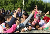 برگزاری جشنواره بادبادک در دریاچه شهدای خلیج فارس