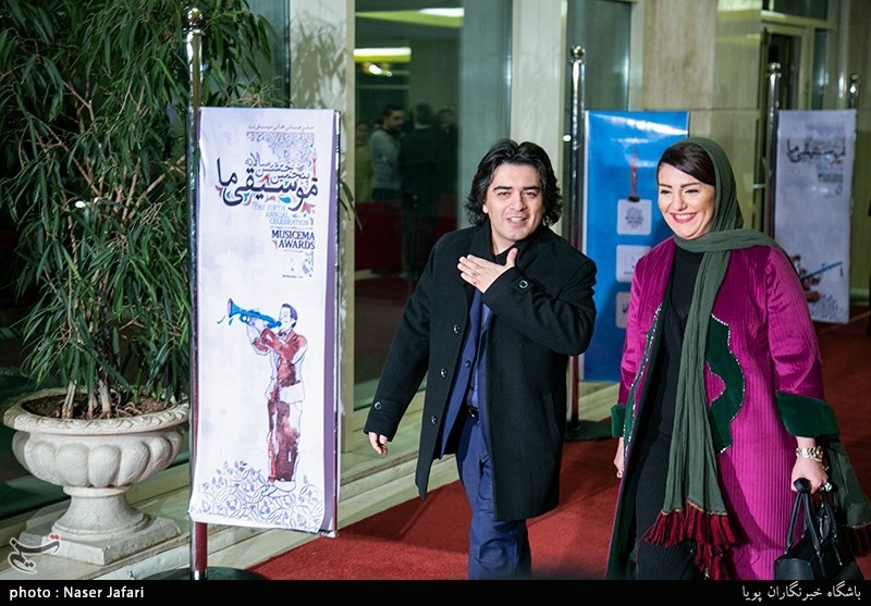 سامان احتشامی در پنجمین جشن موسیقی سالانه موسیقی ما