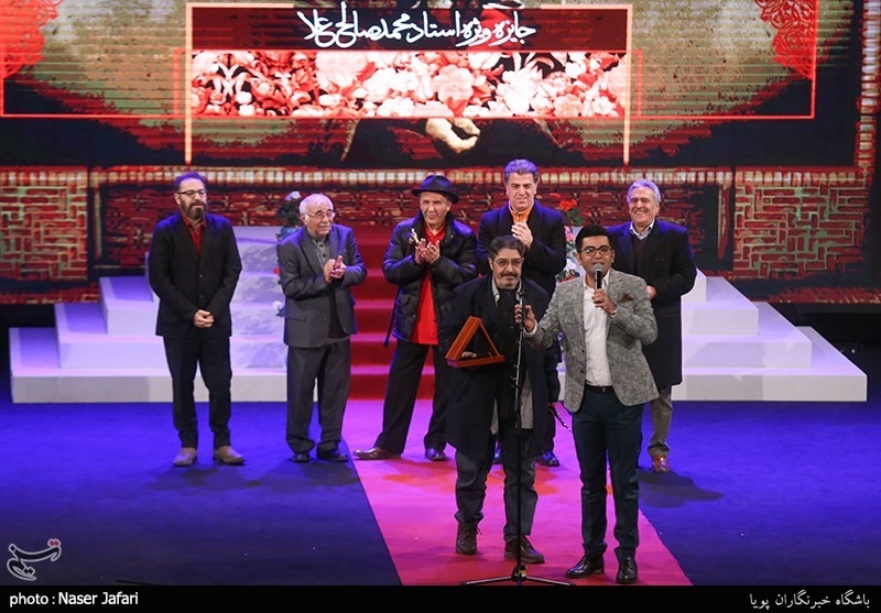 تقدیر از محمد صالح علا در پنجمین جشن موسیقی سالانه موسیقی ما