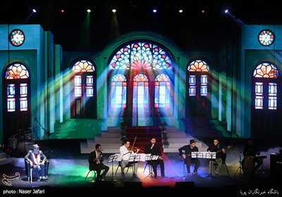 اجرای احسان خواجه امیری در پنجمین جشن موسیقی سالانه موسیقی ما