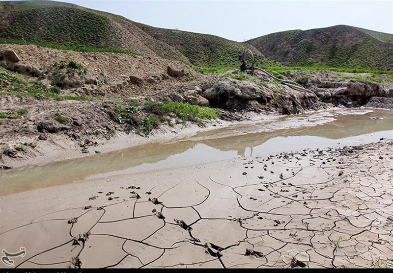 دشت کوهدشت هم‌چنان در بحران آب؛ تغییر الگوی کشت با زعفران