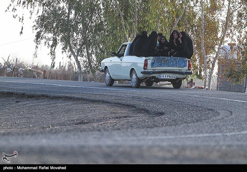 با وجود این که هر ساله تعداد قابل توجهی از دانش آموزان این مناطق بر اثر حوادث جاده ای جان خود را از دست می دهند، اما در صورت بروز سانحه برای هر کدام از این سرویس های وانتی، تعداد زیادی از کودک و نوجوان بی گناه قربانی بی توجهی مسولین به امنیت دانش آموزان مناطق محروم خواهند شد