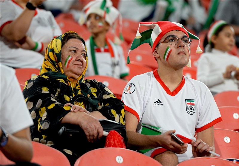 گزارش خبرنگار اعزامی تسنیم از امارات| بی‌قراری تماشاگران ایرانی و خوشحالی ویتنامی‌ها که زودگذر بود